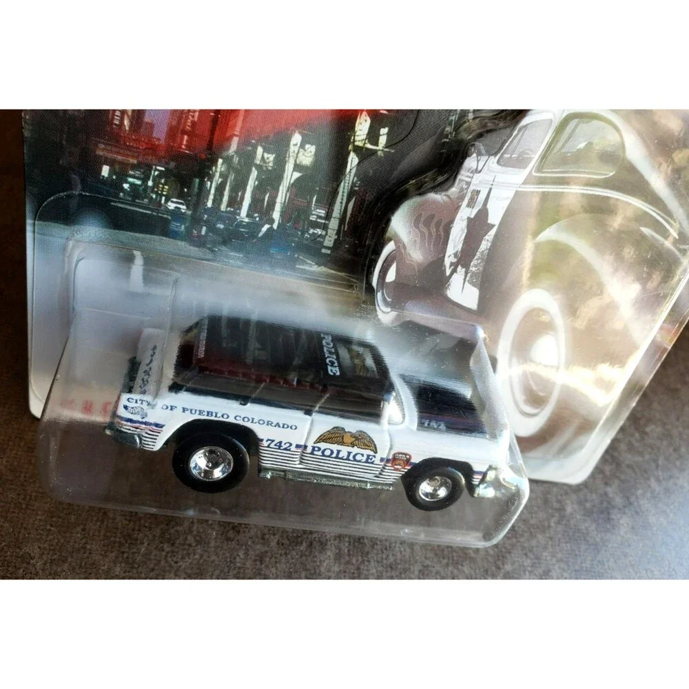 1999 Hot Wheels CHEVY NOMAD White & Black COP RODS Pueblo CO Police Dept 1:64 RR
